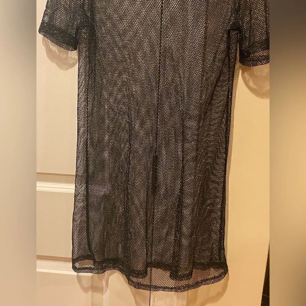 Mesh cover up - Picture 4 of 5